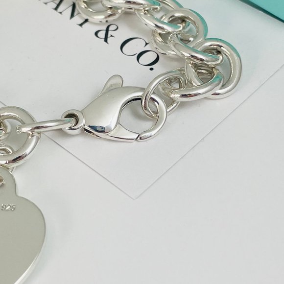 Size Medium Tiffany & Co Blank Heart Tag Charm Bracelet in Sterling Silver - Picture 5 of 6